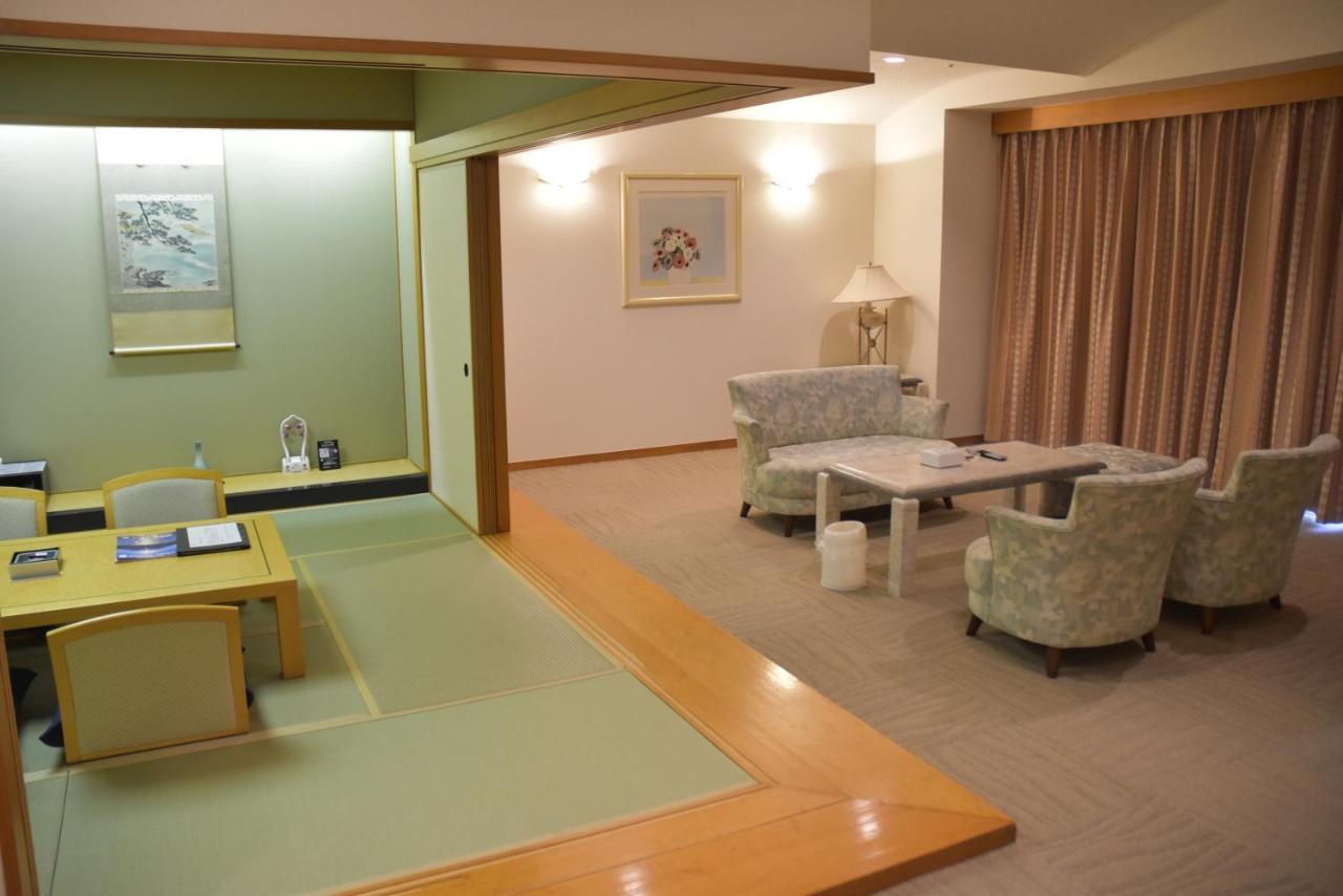 The Gran Resort Elegante Awajishima Экстерьер фото