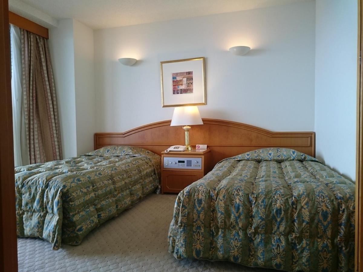 The Gran Resort Elegante Awajishima Экстерьер фото