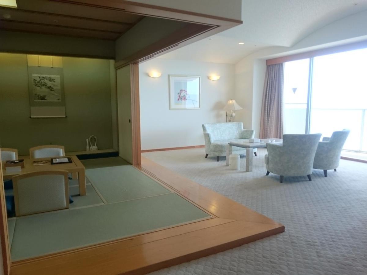 The Gran Resort Elegante Awajishima Экстерьер фото