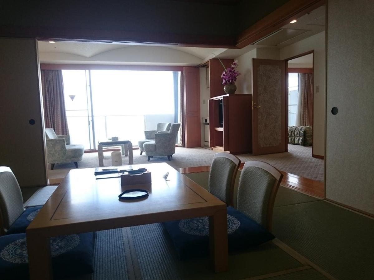 The Gran Resort Elegante Awajishima Экстерьер фото